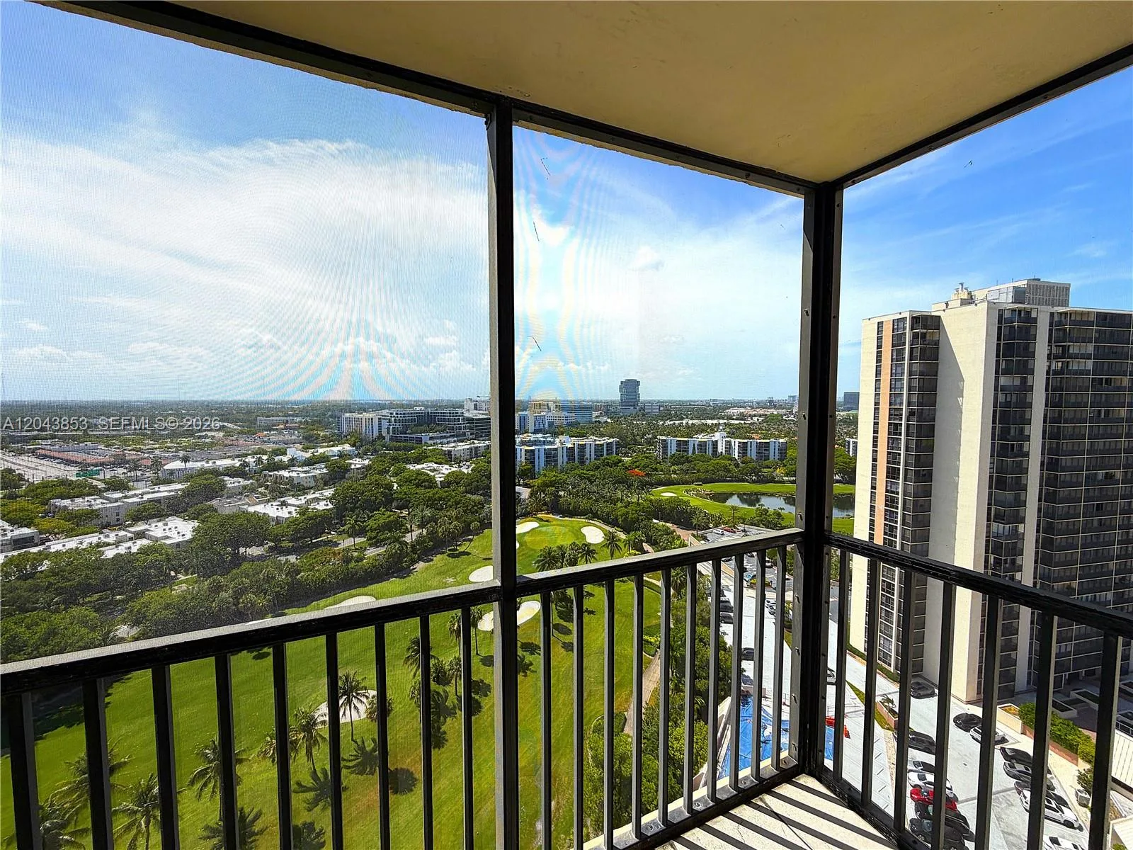 20335 W Country Club Dr # 2210, Aventura, FL 33180 photo 3