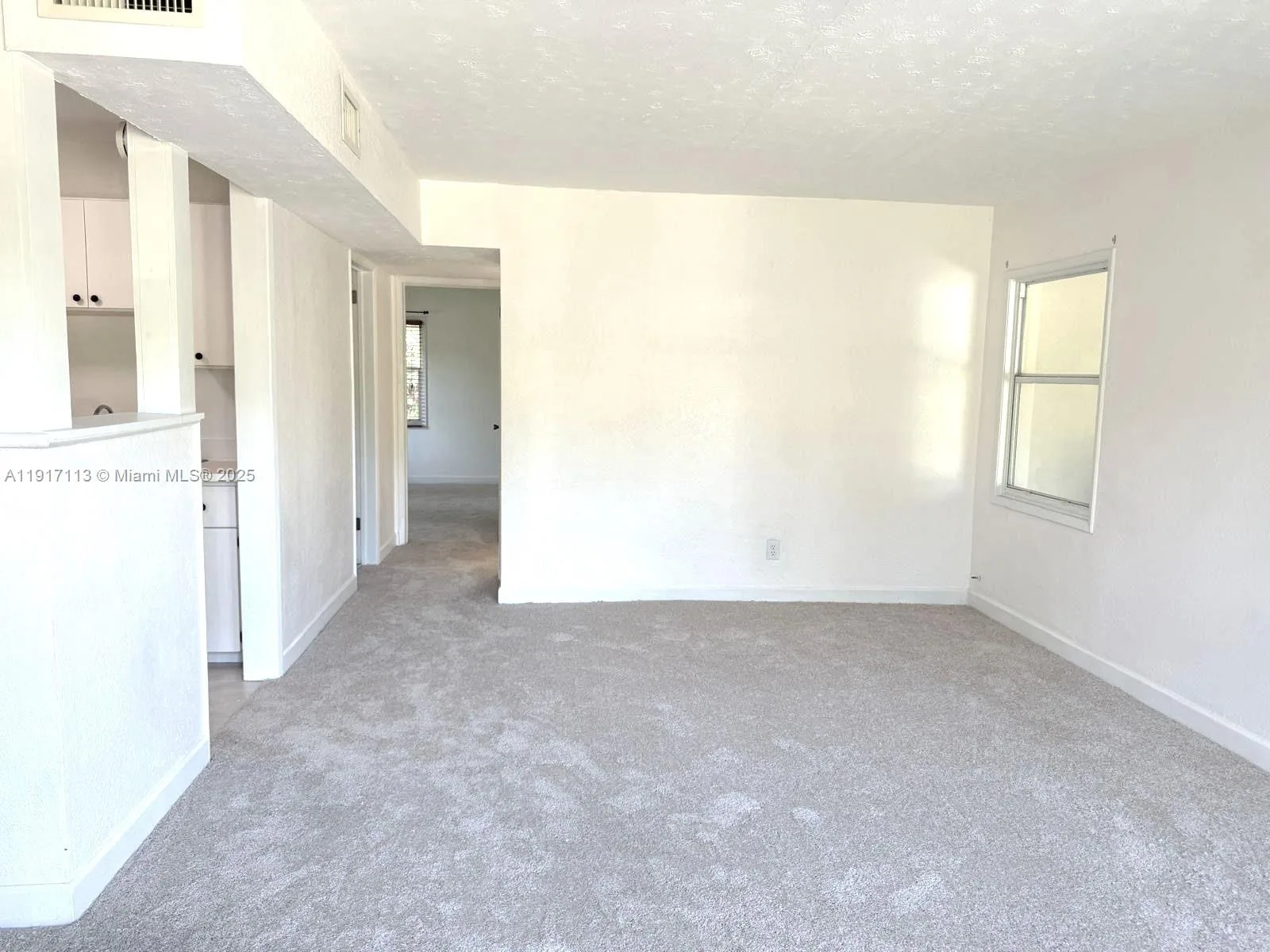 2045 79th Ave, Vero Beach, FL 32966 photo 2