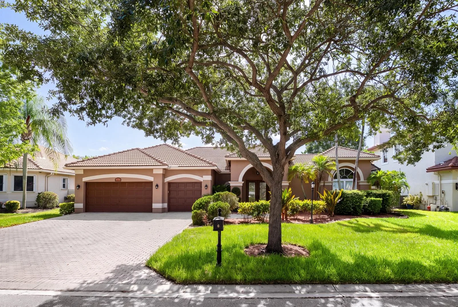 6152 NW 121ST Avenue, Coral Springs, FL 33076 photo 2