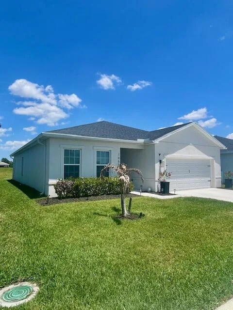 10657 SW Vasari Way, Port St. Lucie, FL 34987