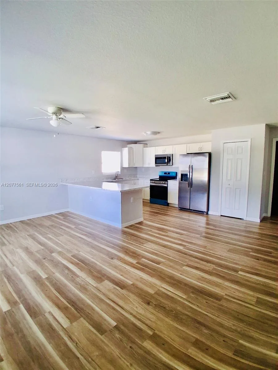 1211 Ramona Avenue, Other City - In The State Of Florida, FL 33870 photo 2