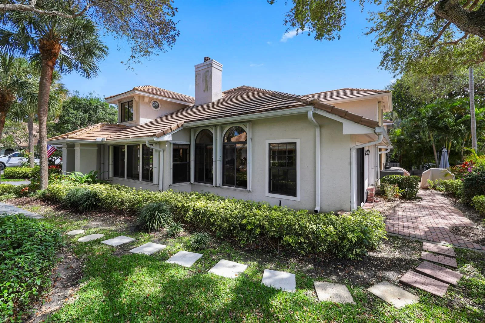 461 Coral Cove Drive, Juno Beach, FL 33408 photo 3