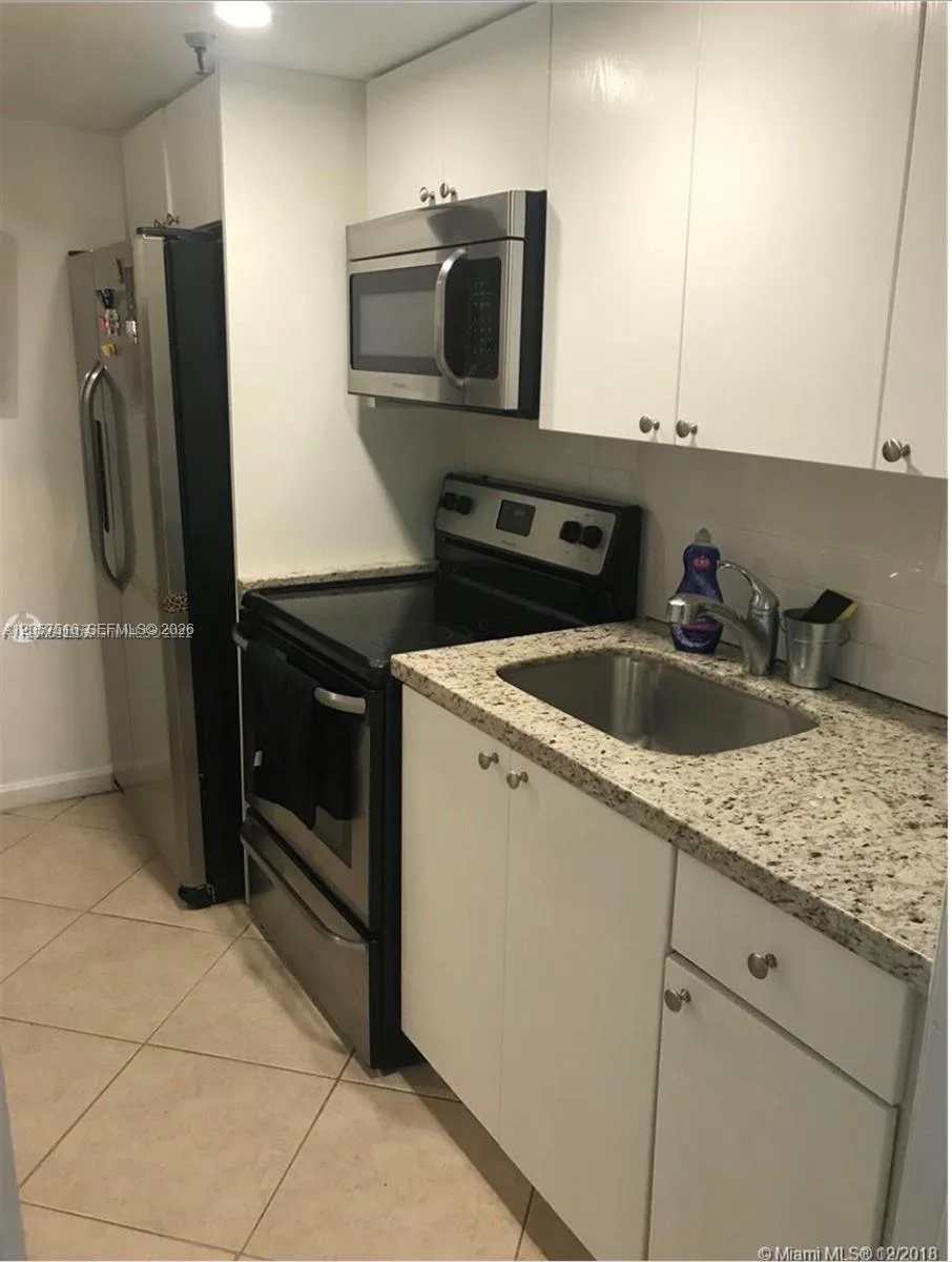 20850 San Simeon Way # 107-5, Miami, FL 33179 photo 2