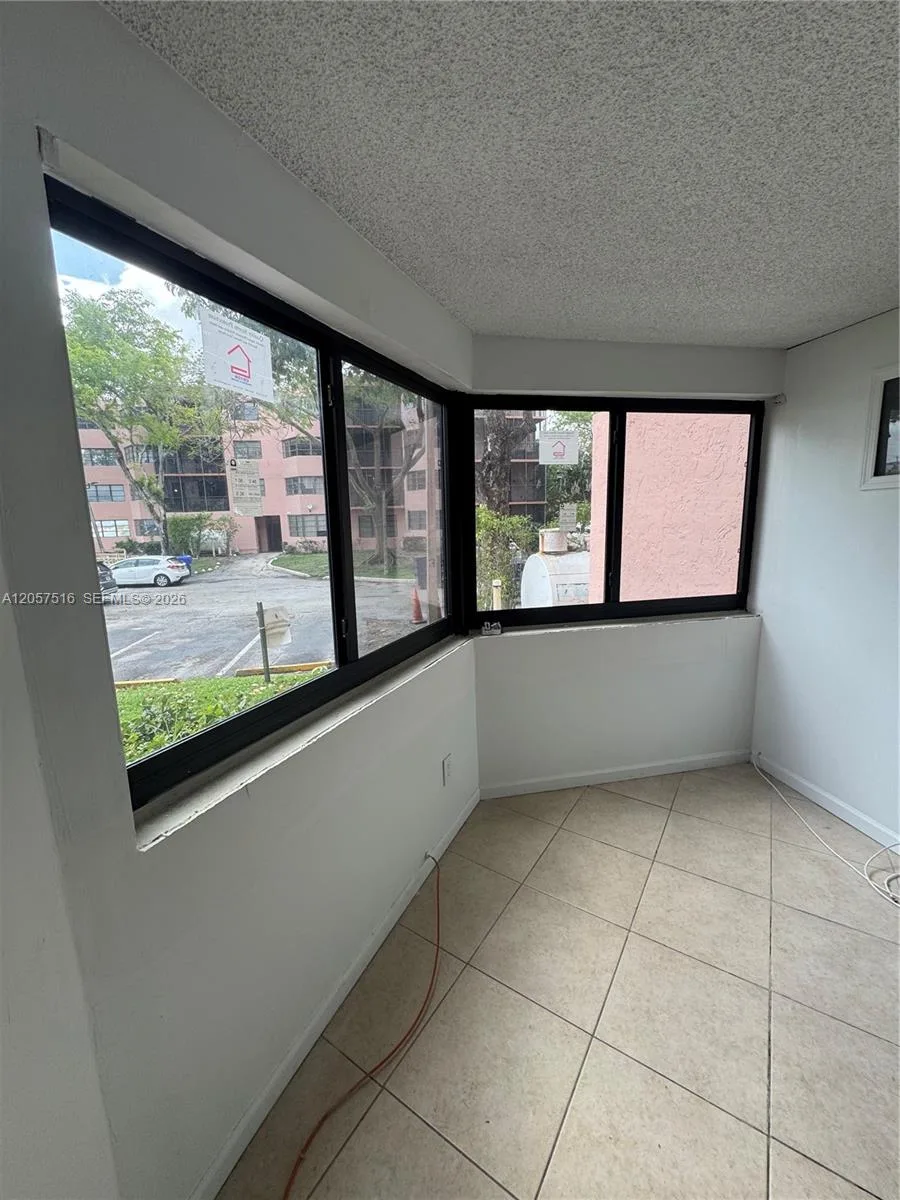 20850 San Simeon Way # 107-5, Miami, FL 33179 photo 5