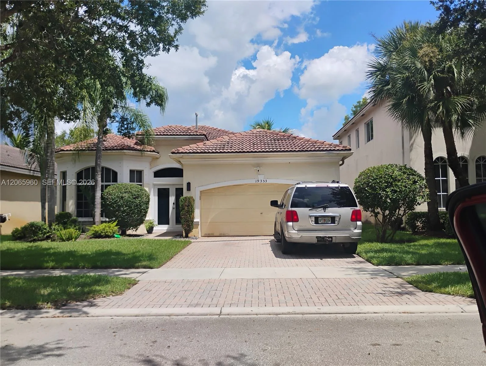 19353 SW 60th Ct, Pembroke Pines, FL 33332