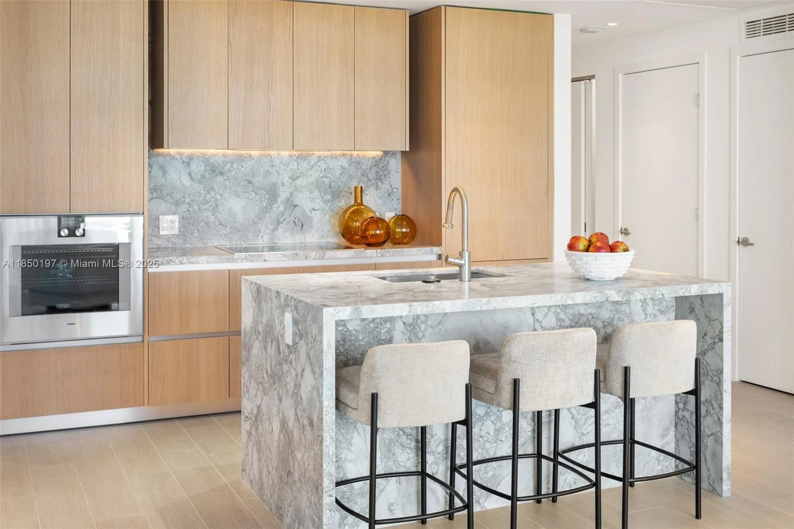 500 Alton Rd # 807, Miami Beach, FL 33139 photo 9
