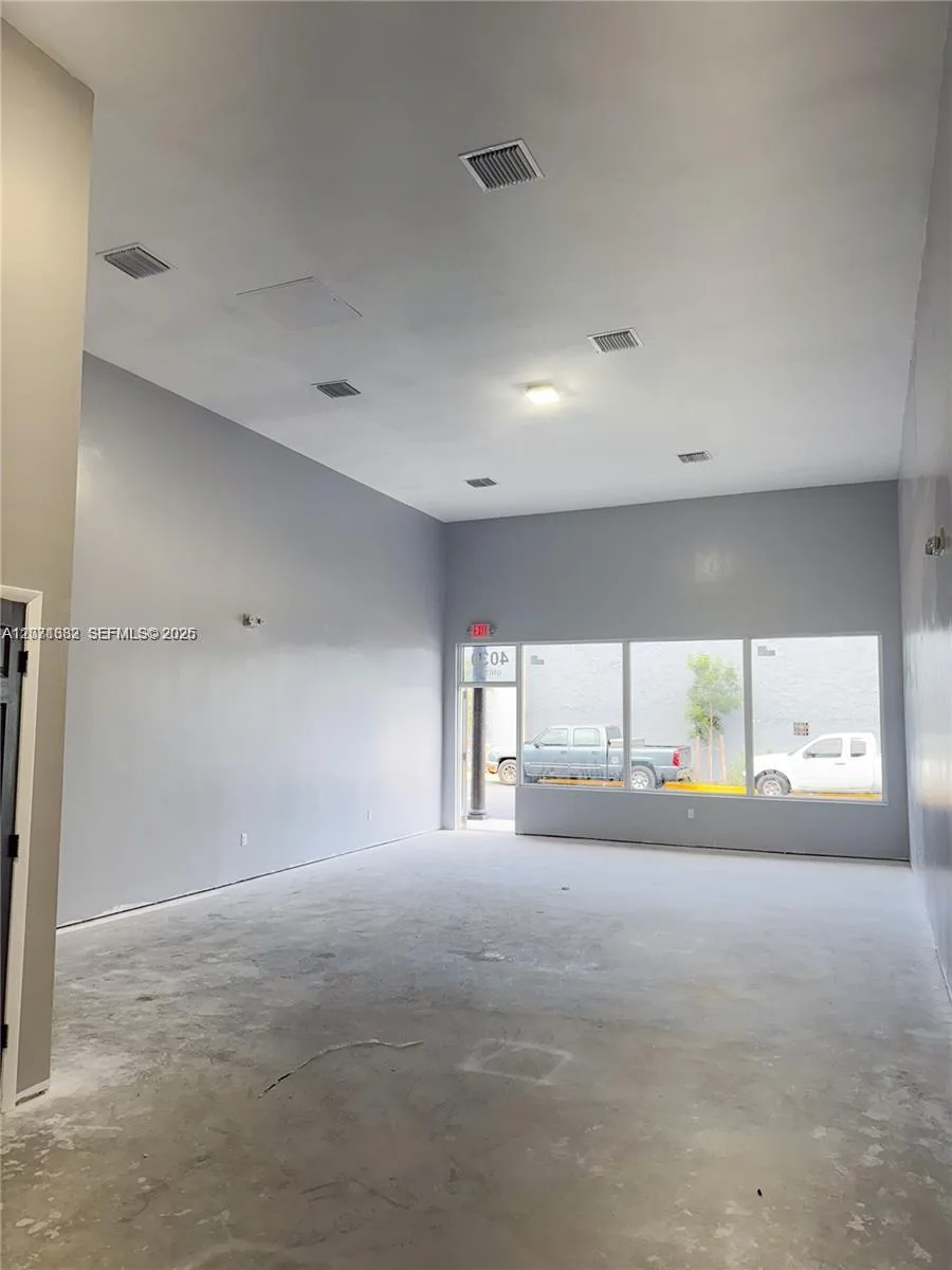 4030 Pembroke Rd, West Park, FL 33021 photo 7