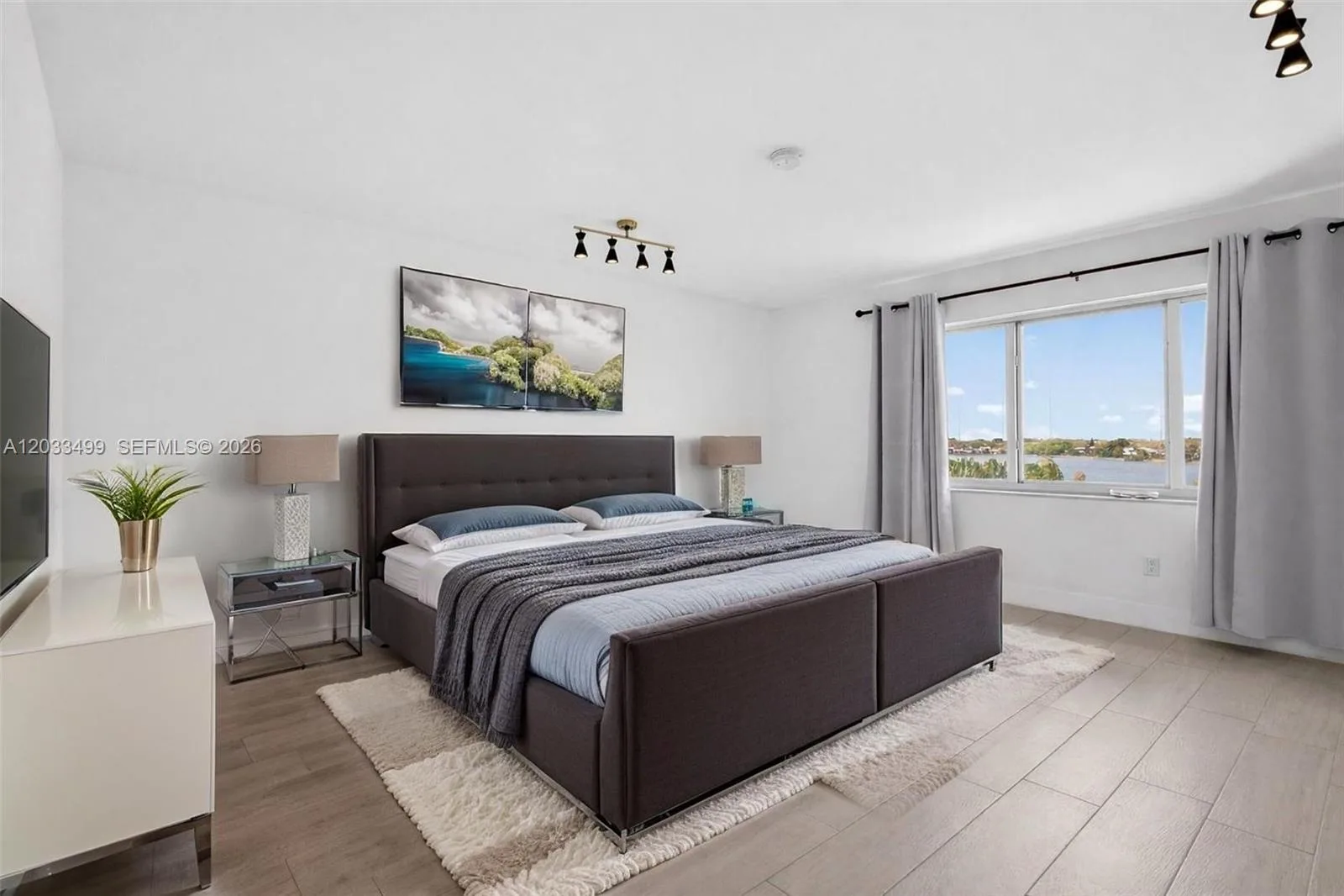 877 NE 195th St # 422, Miami, FL 33179 photo 8