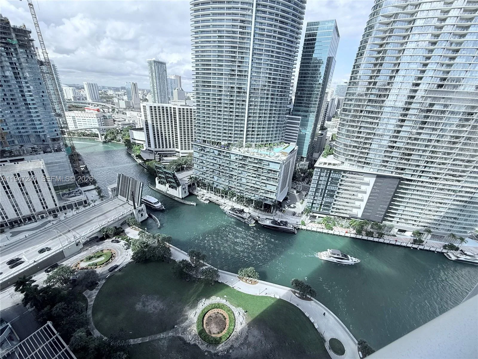465 Brickell Ave # 2906, Miami, FL 33131