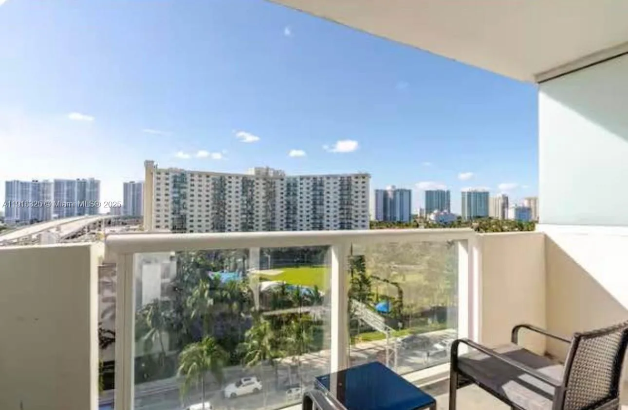 19201 Collins Ave # 733, Sunny Isles Beach, FL 33160 photo 8