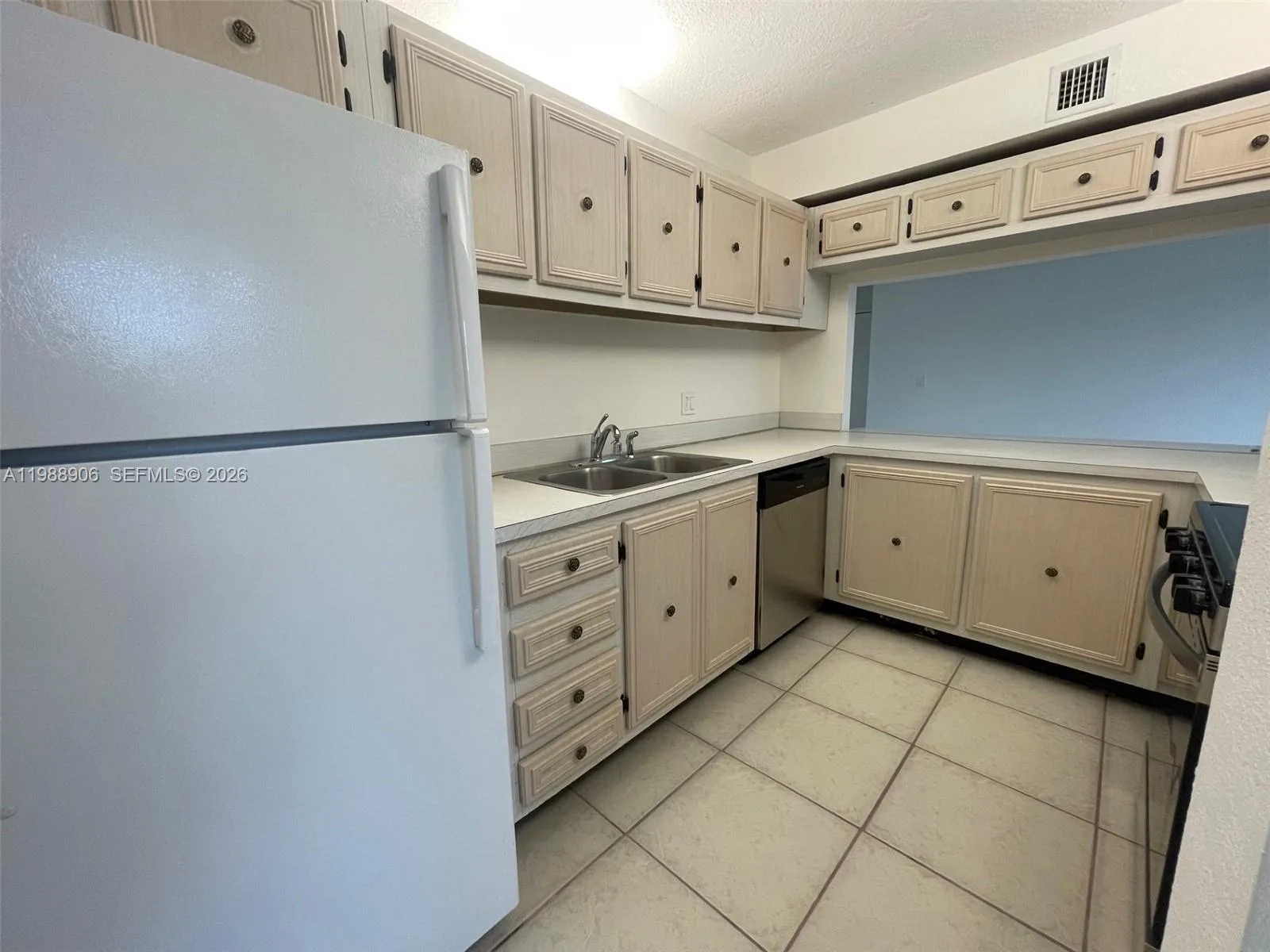 9441 Live Oak Pl # 209, Davie, FL 33324 photo 9
