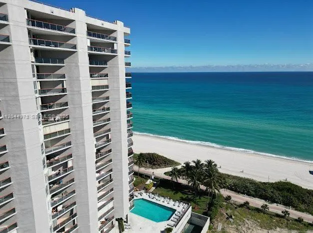 6767 Collins Ave # 1608, Miami Beach, FL 33141