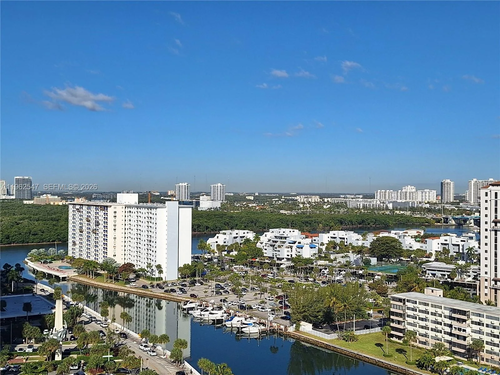 100 Bayview Dr # 2028, Sunny Isles Beach, FL 33160 photo 4