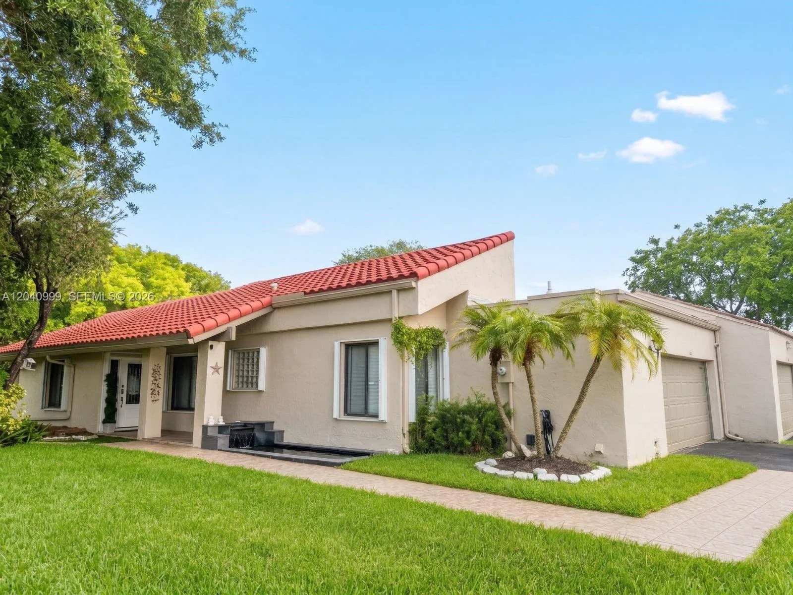 324 Patio Village Ter, Weston, FL 33326