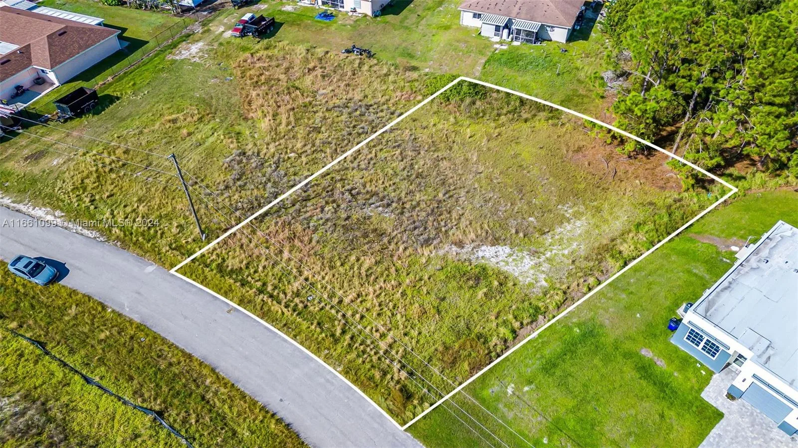 5008 Jones Drive, Lehigh Acres, FL 33973 photo 5