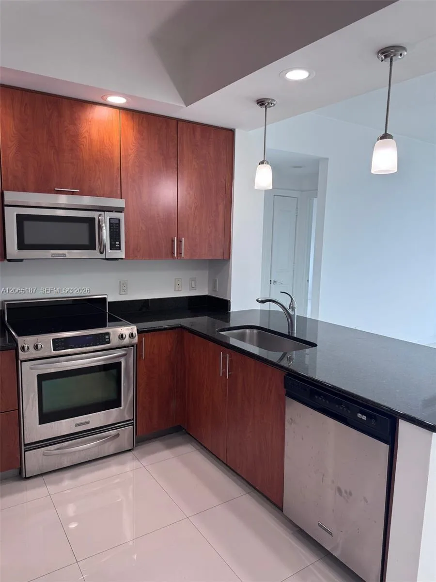 315 NE 3rd Ave # 1905, Fort Lauderdale, FL 33301 photo 2