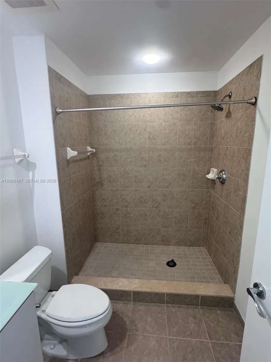 315 NE 3rd Ave # 1905, Fort Lauderdale, FL 33301 photo 5