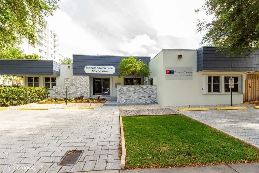 212 SE 8th Street, Fort Lauderdale, FL 33316 photo 2