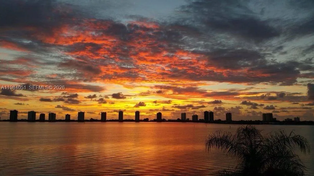 801 Lake Shore Dr # 403, Lake Park, FL 33403