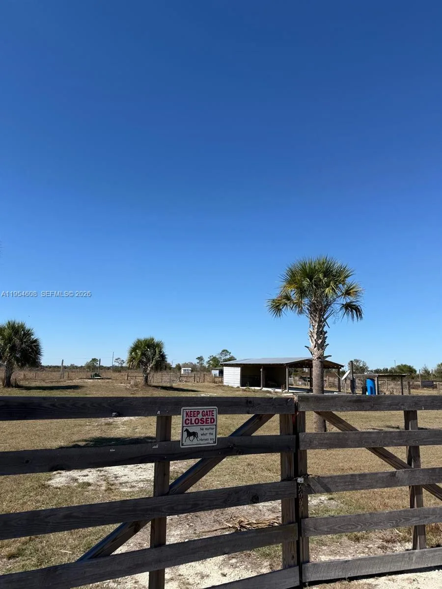 286 LOTT GRADE, Other City - Not In The State Of Florida, FL 33960