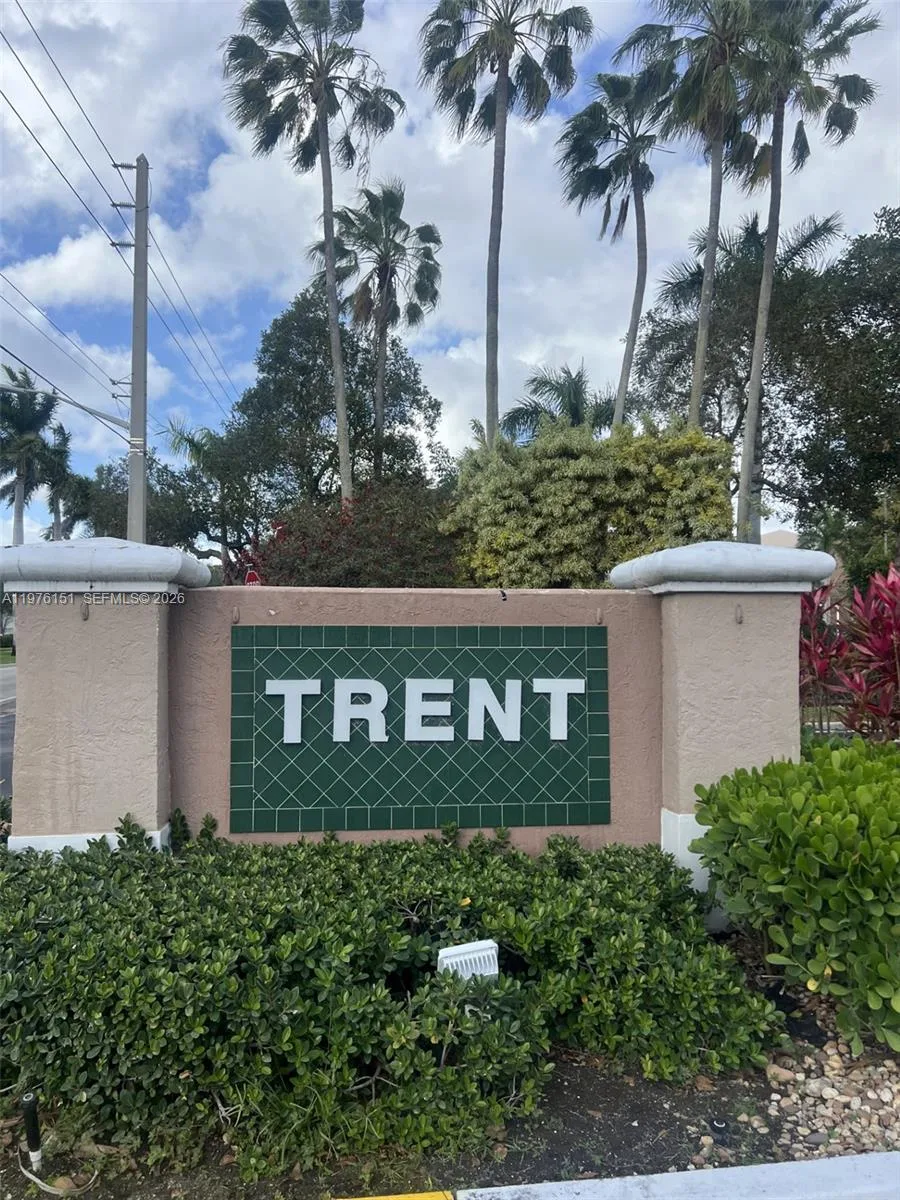 7555 Trent Dr # 212, Tamarac, FL 33321