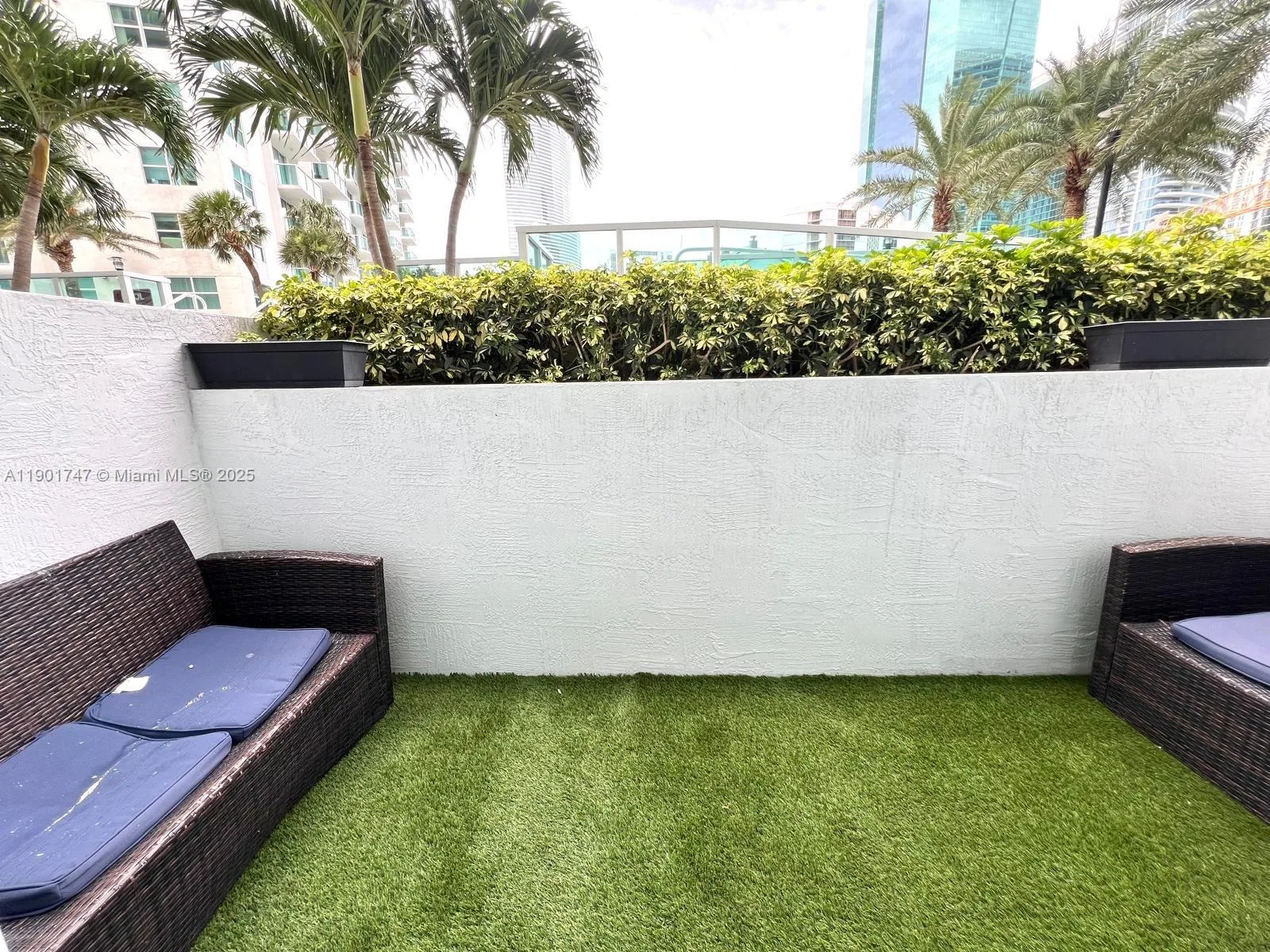 41 SE 5th St # 705, Miami, FL 33131 photo 6