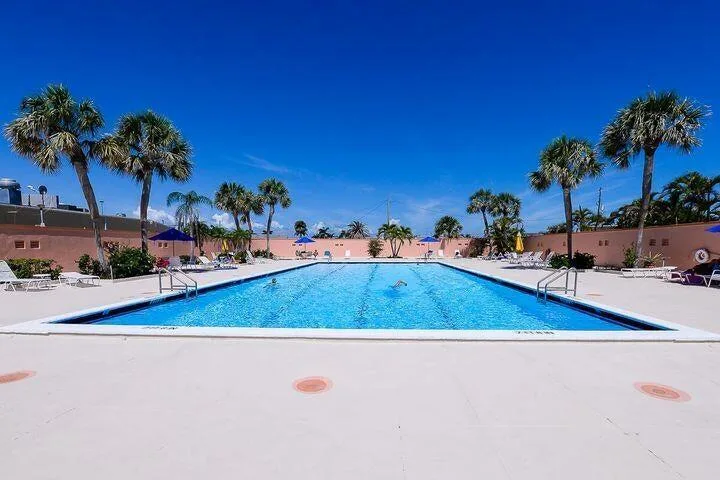 1200 Colonnades Drive # 202, Fort Pierce, FL 34949 photo 4