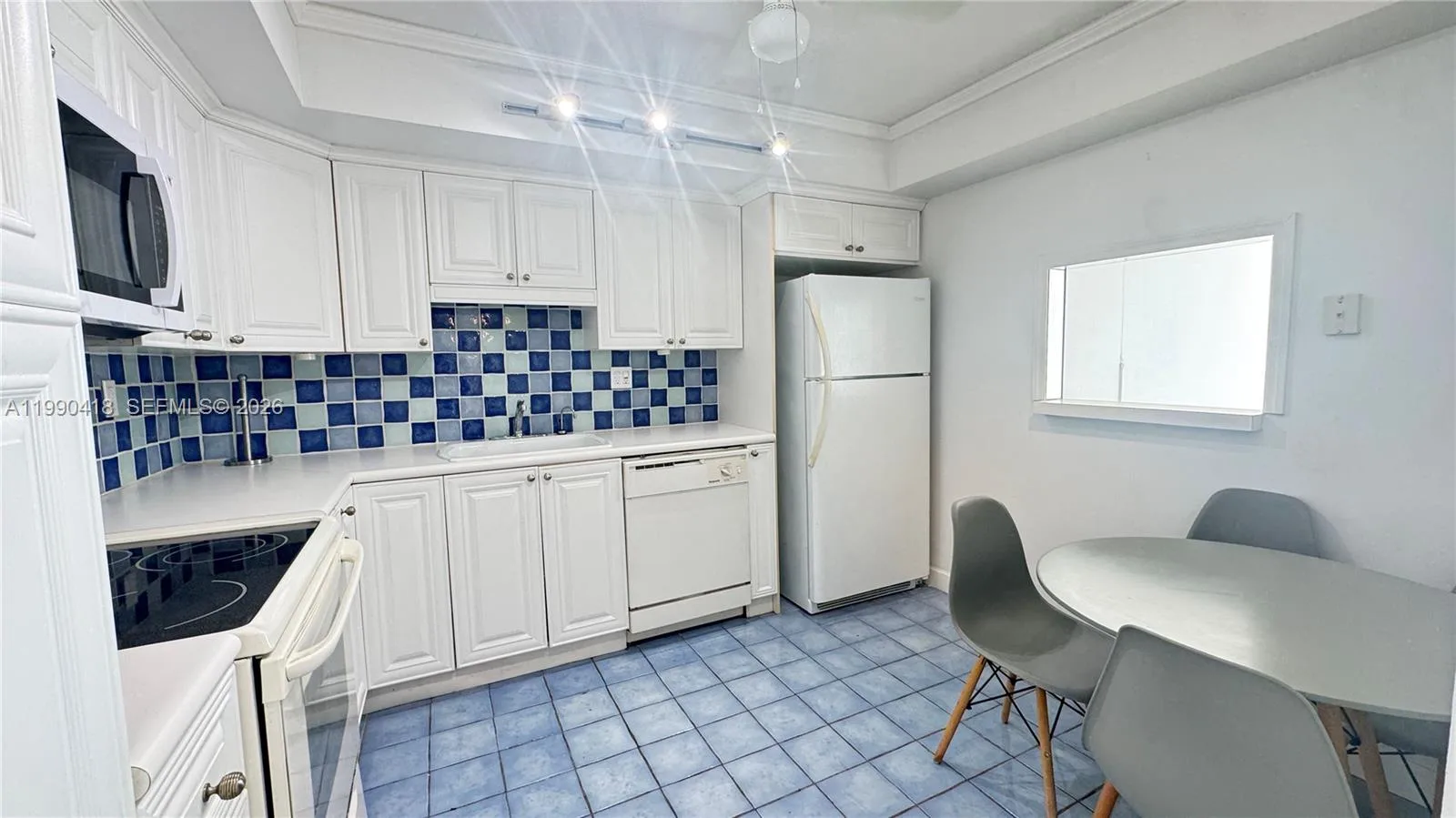 18061 Biscayne Blvd # 1203, Aventura, FL 33160 photo 5