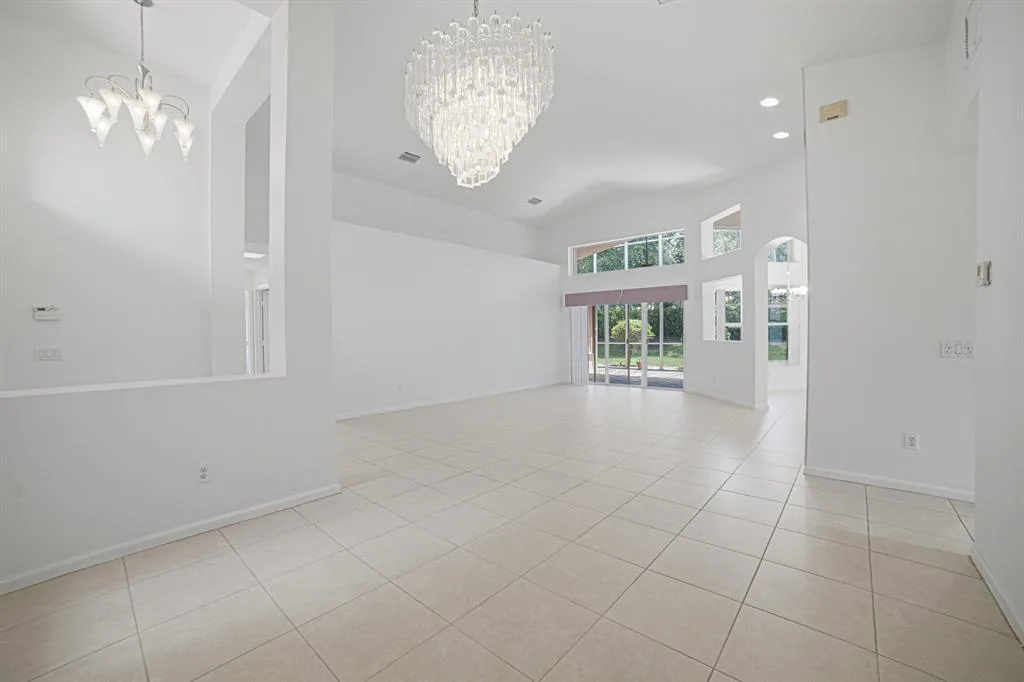 7639 Tarpon Cove Circle, Lake Worth, FL 33467 photo 10