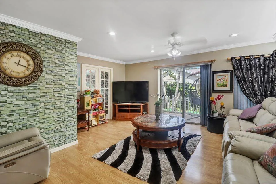 1521 Snapdragon Drive, Wellington, FL 33414 photo 4