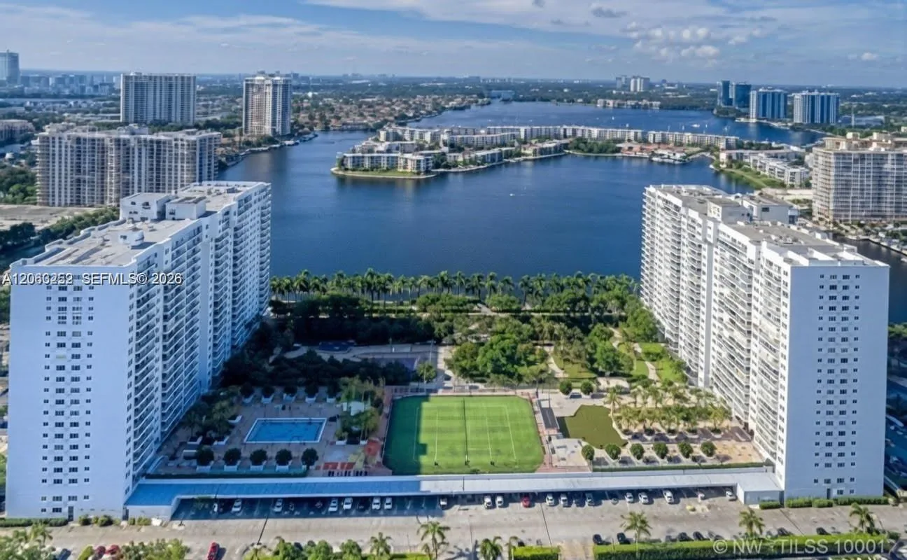 2801 NE 183rd St # 508W, Aventura, FL 33160 photo 2