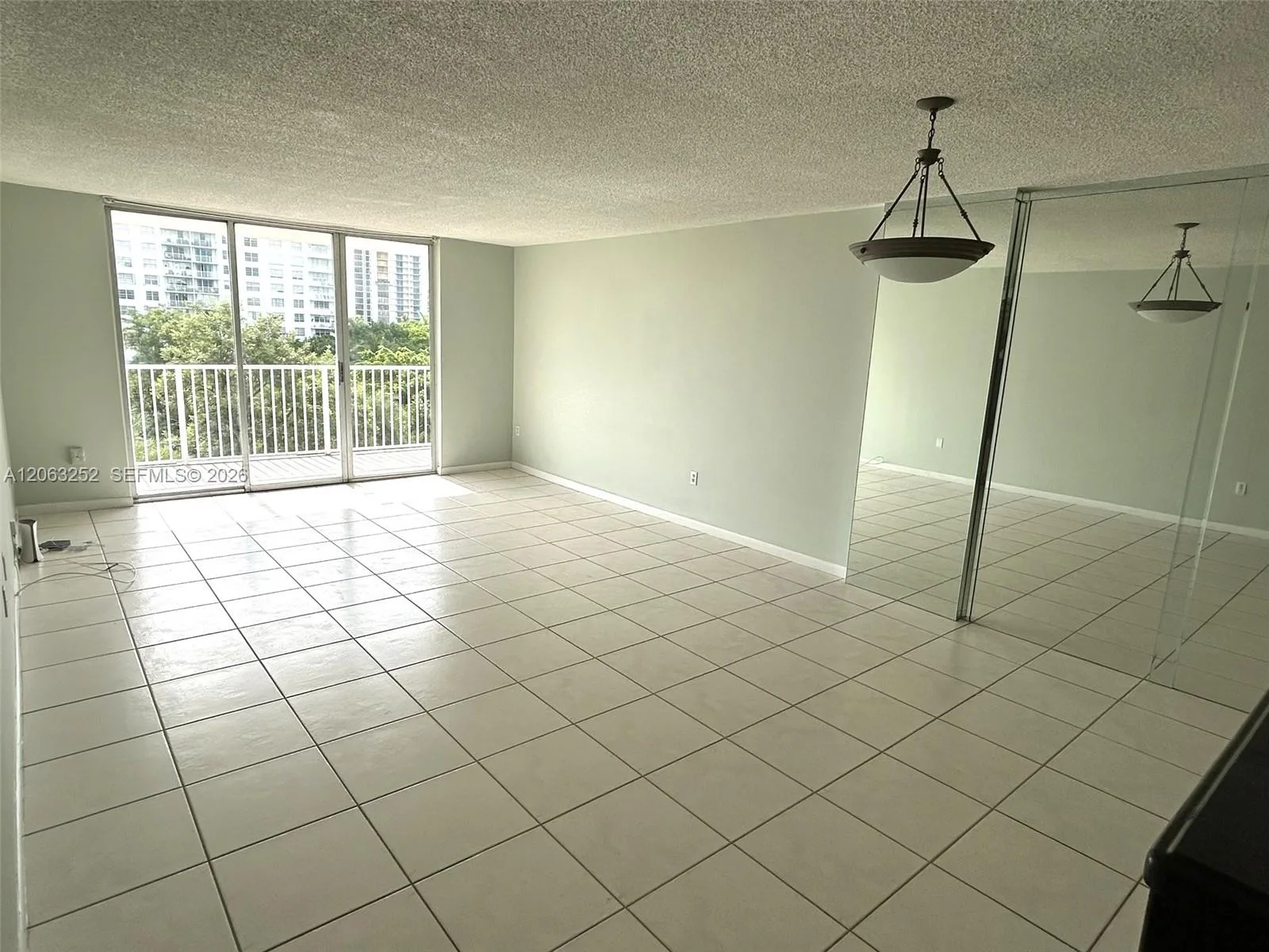 2801 NE 183rd St # 508W, Aventura, FL 33160 photo 4