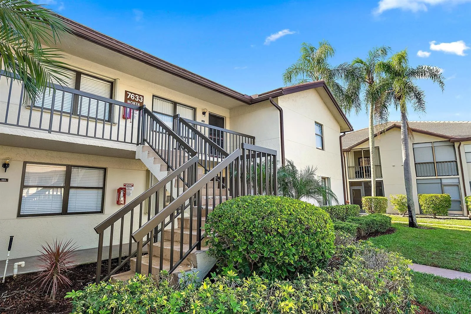 7633 Tahiti Lane # 204, Lake Worth, FL 33467