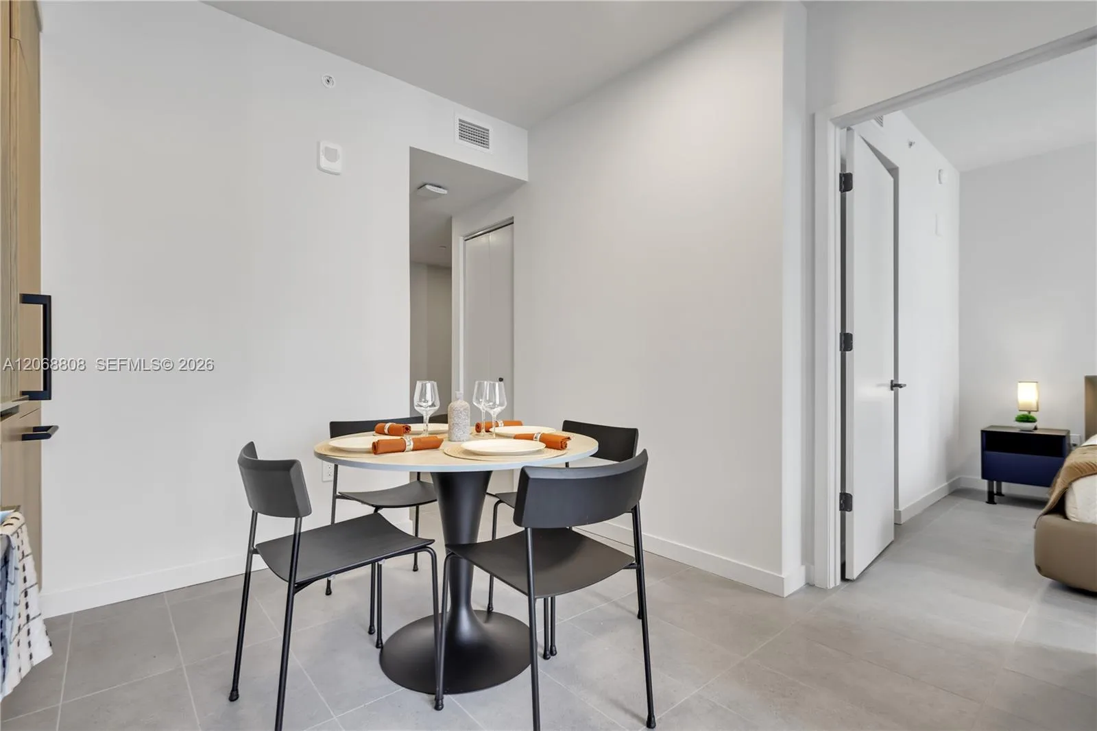 121 NE 5th St # 2110, Miami, FL 33132 photo 10