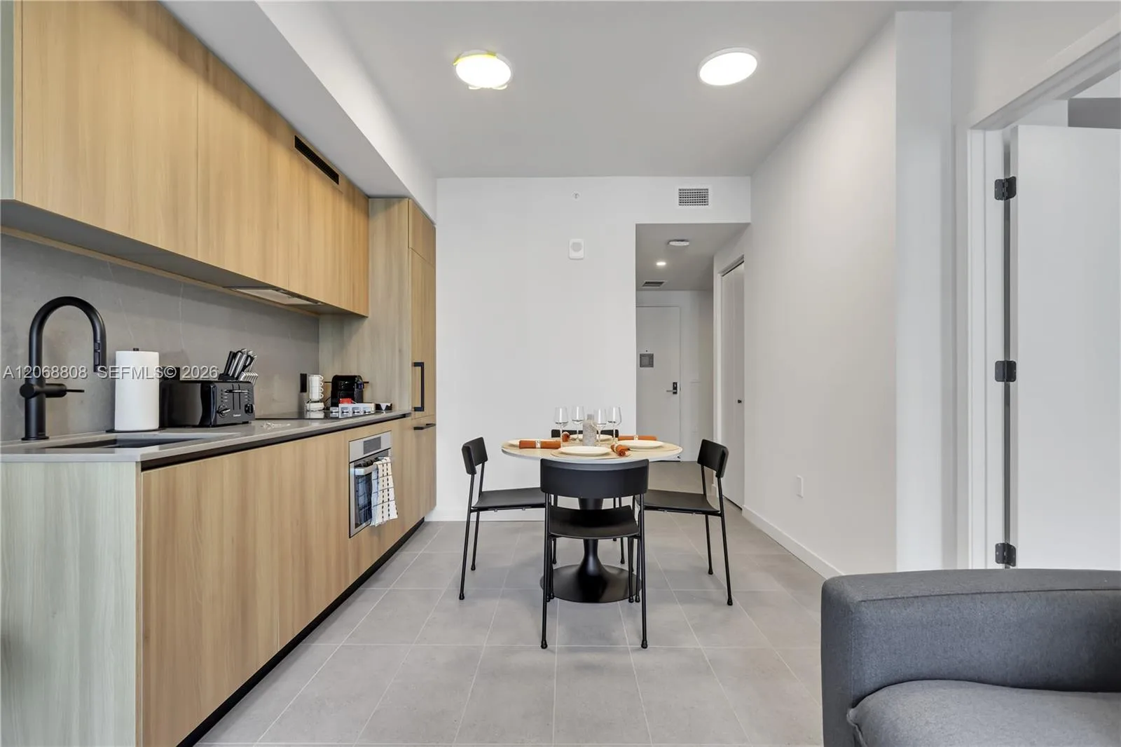 121 NE 5th St # 2110, Miami, FL 33132 photo 12