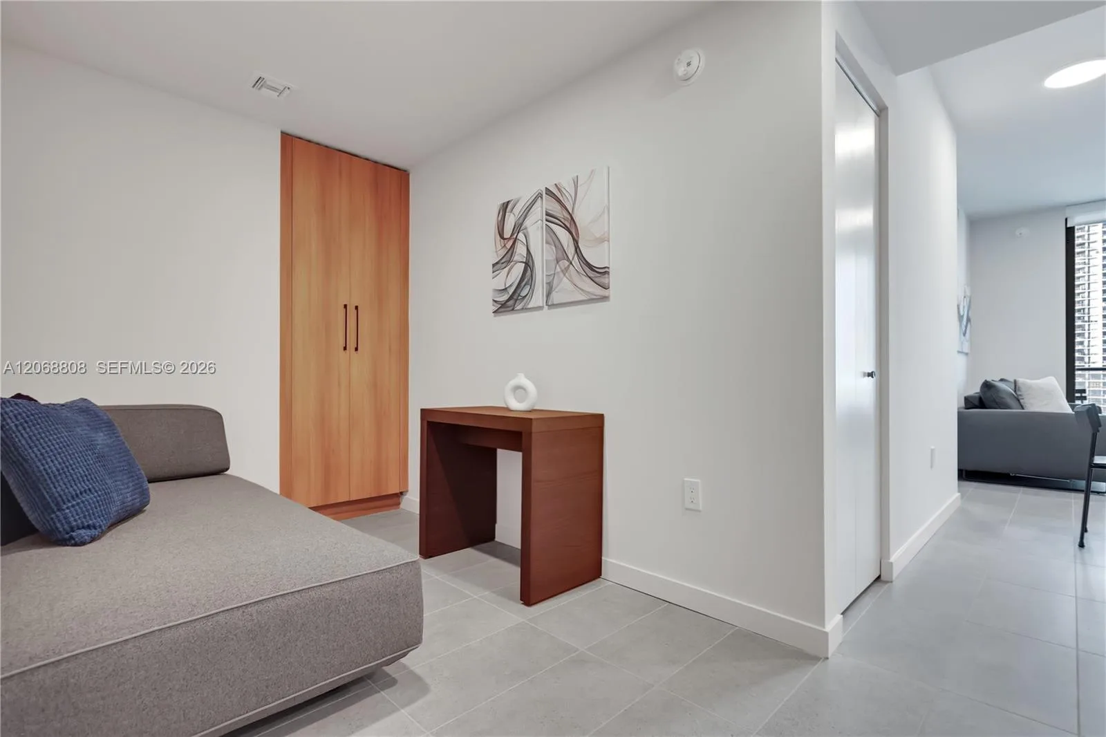 121 NE 5th St # 2110, Miami, FL 33132 photo 4