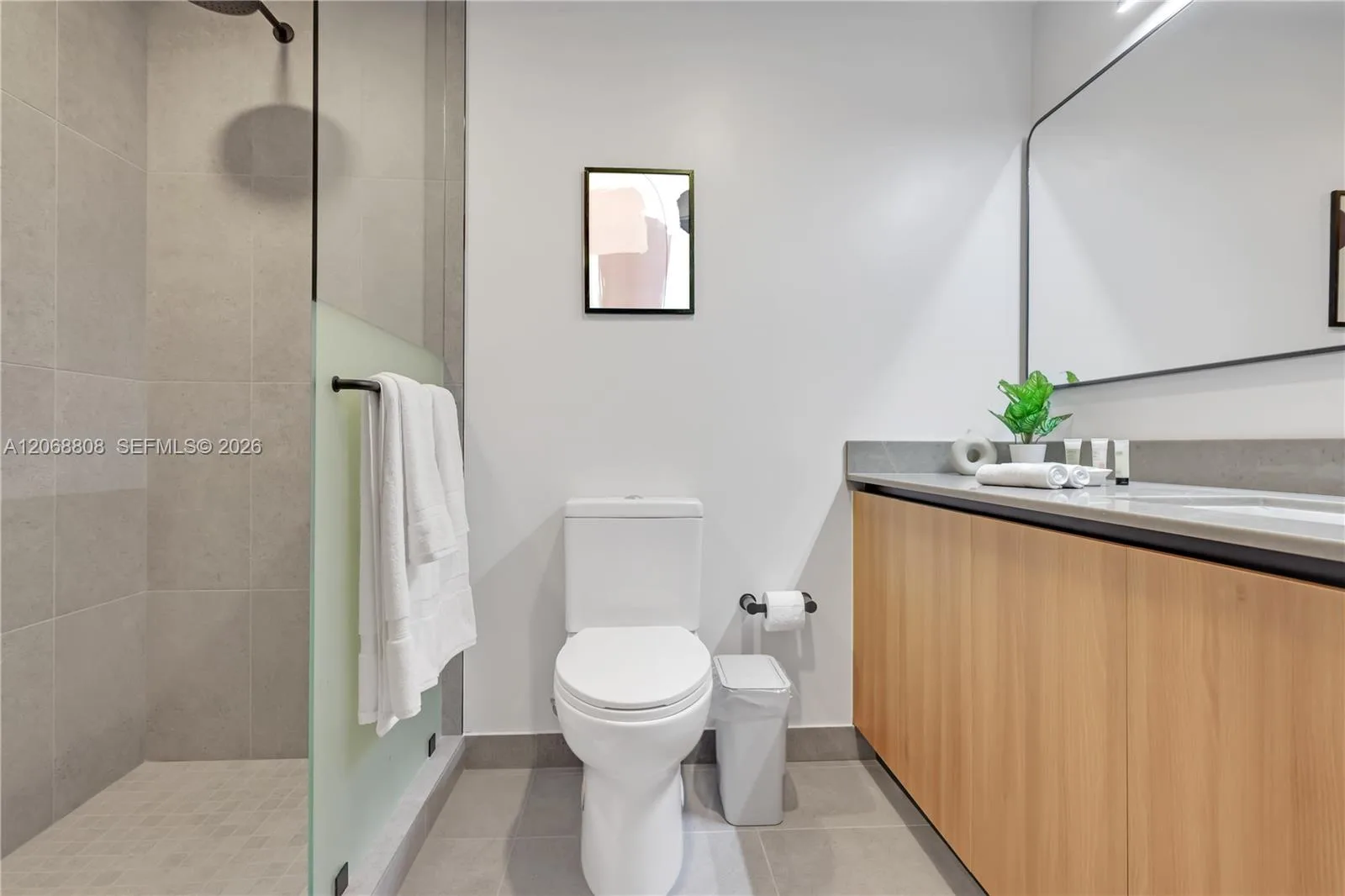 121 NE 5th St # 2110, Miami, FL 33132 photo 7