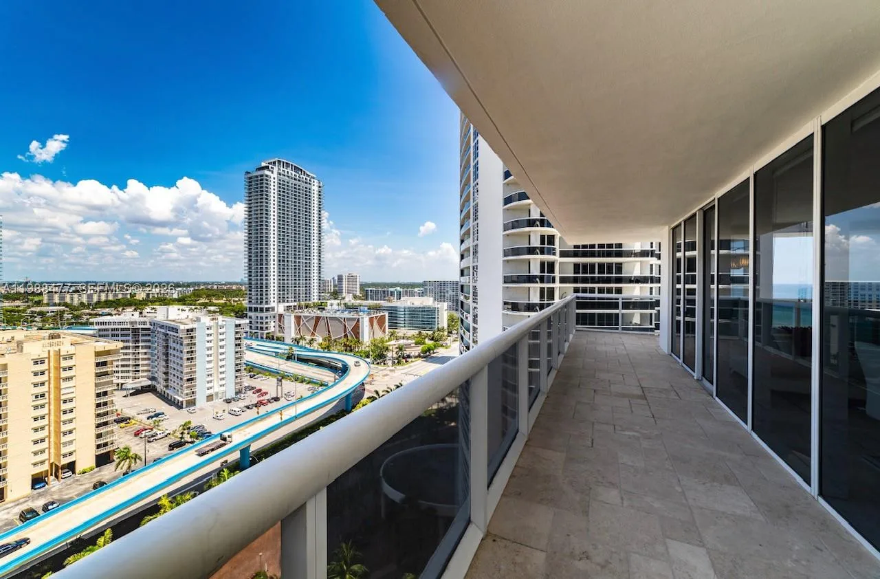 1830 S Ocean Dr # 1808, Hallandale Beach, FL 33009 photo 4