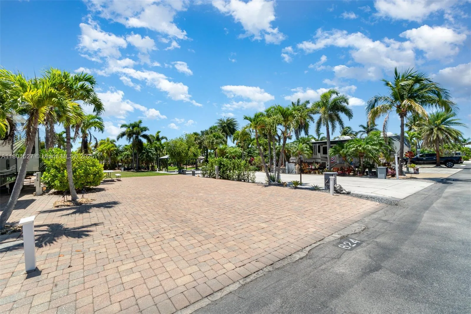 624 Barracuda Bend, Fort Myers, FL 33931