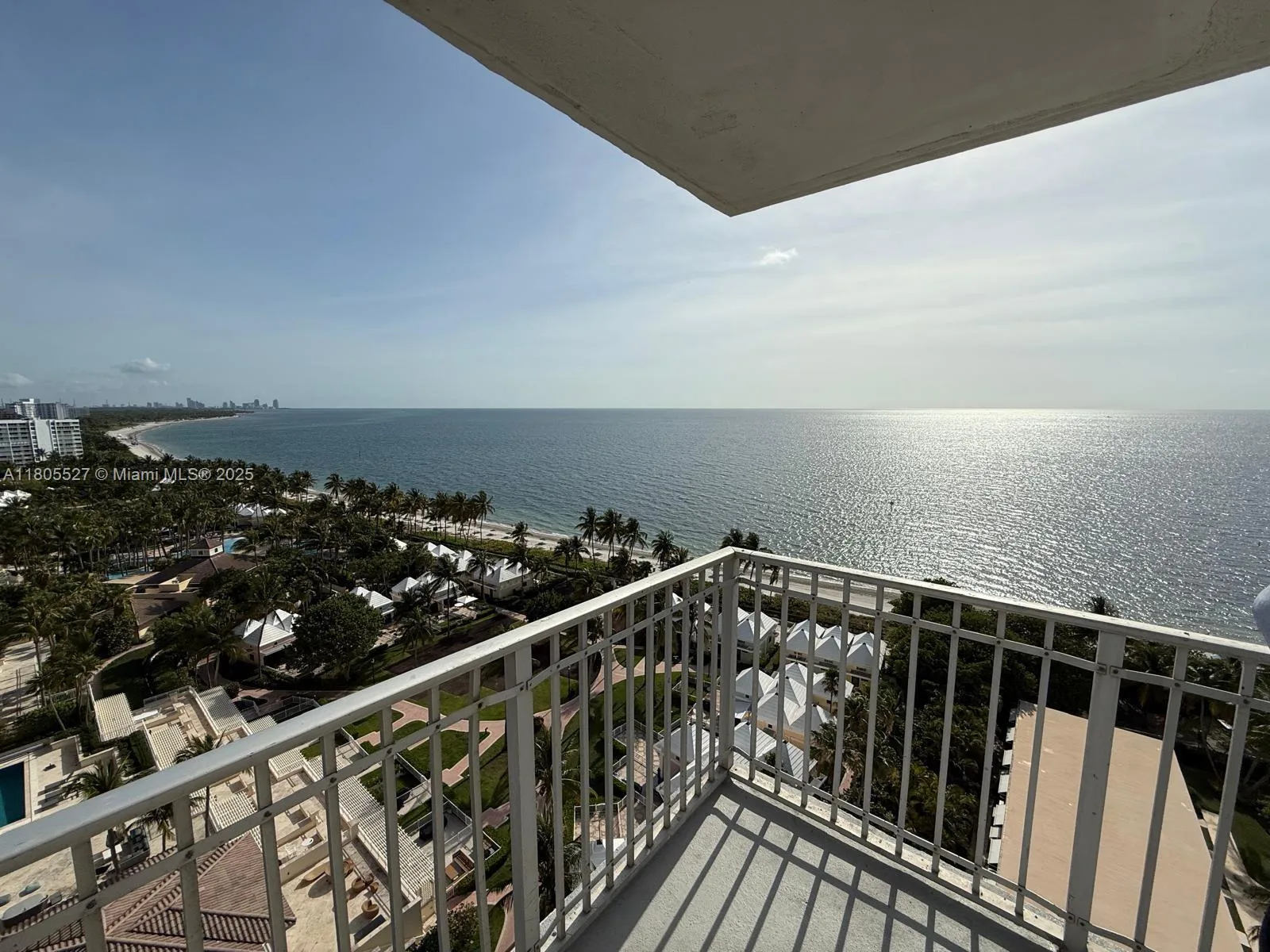 881 Ocean Dr # 13H, Key Biscayne, FL 33149