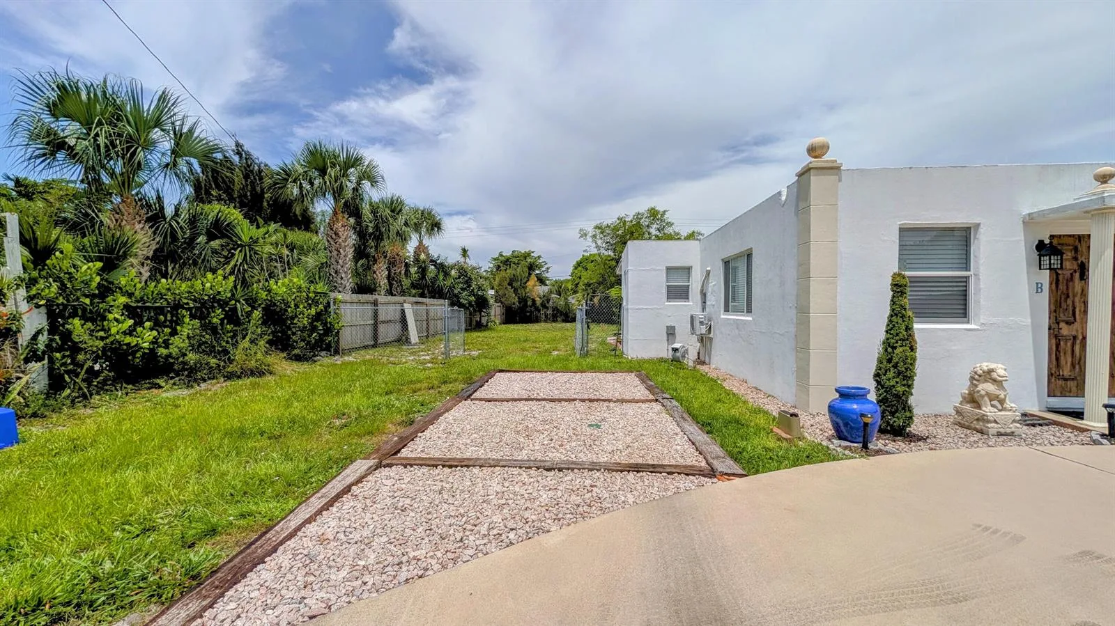 407 NW 7TH Street # B, Boynton Beach, FL 33426 photo 4