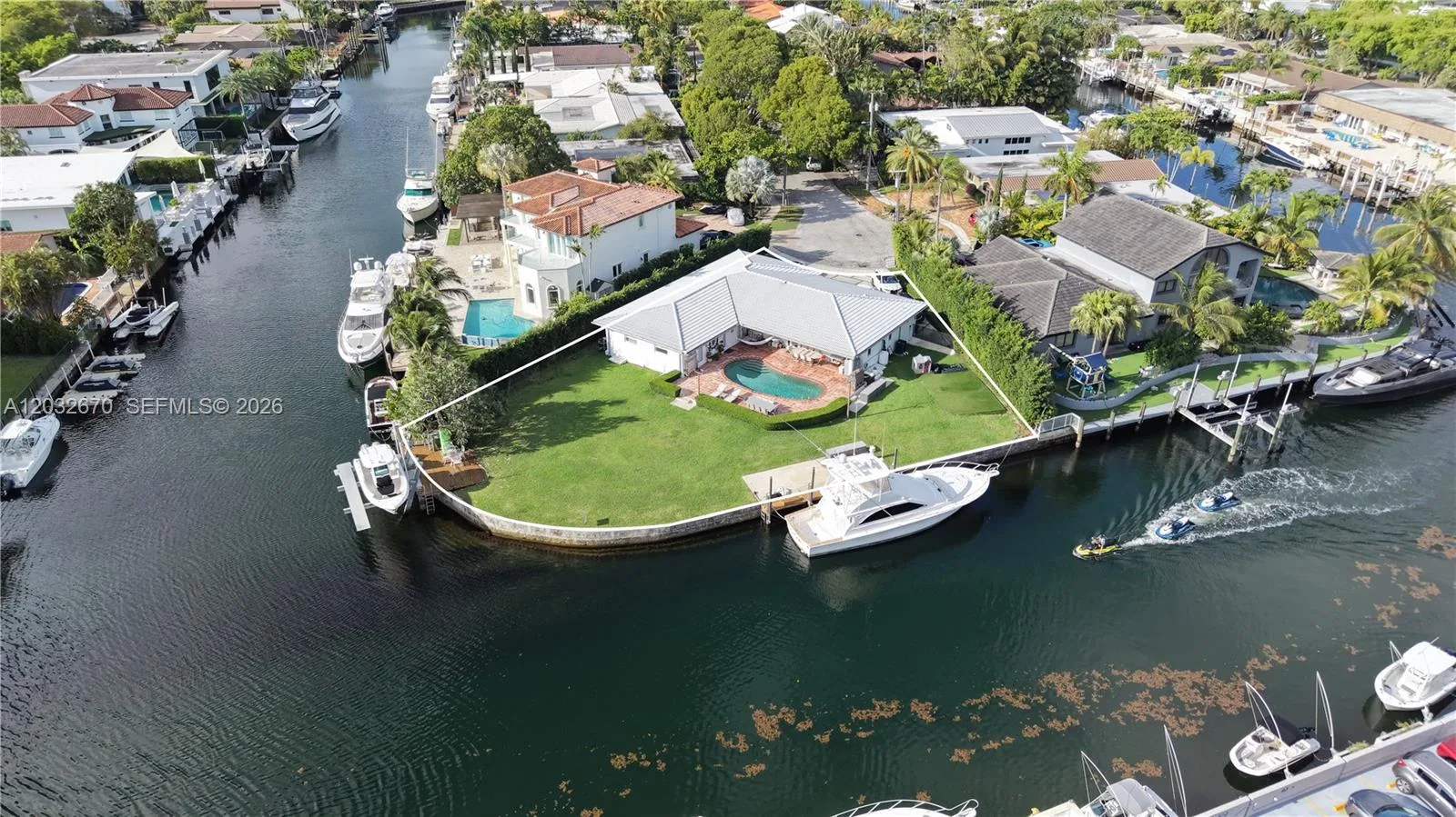 13305 Biscayne Island Ter, North Miami, FL 33181