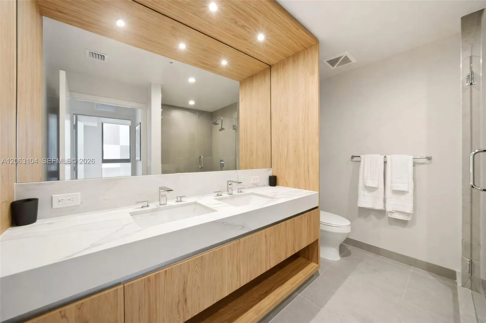 11 NE 6 Street # 709, Miami, FL 33132 photo 13