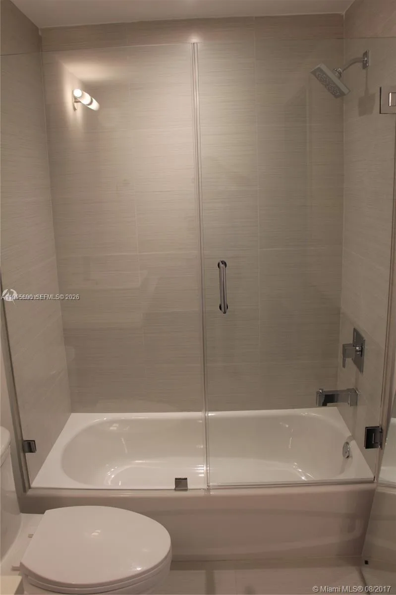 1010 SW 2nd Ave # 810, Miami, FL 33130 photo 11
