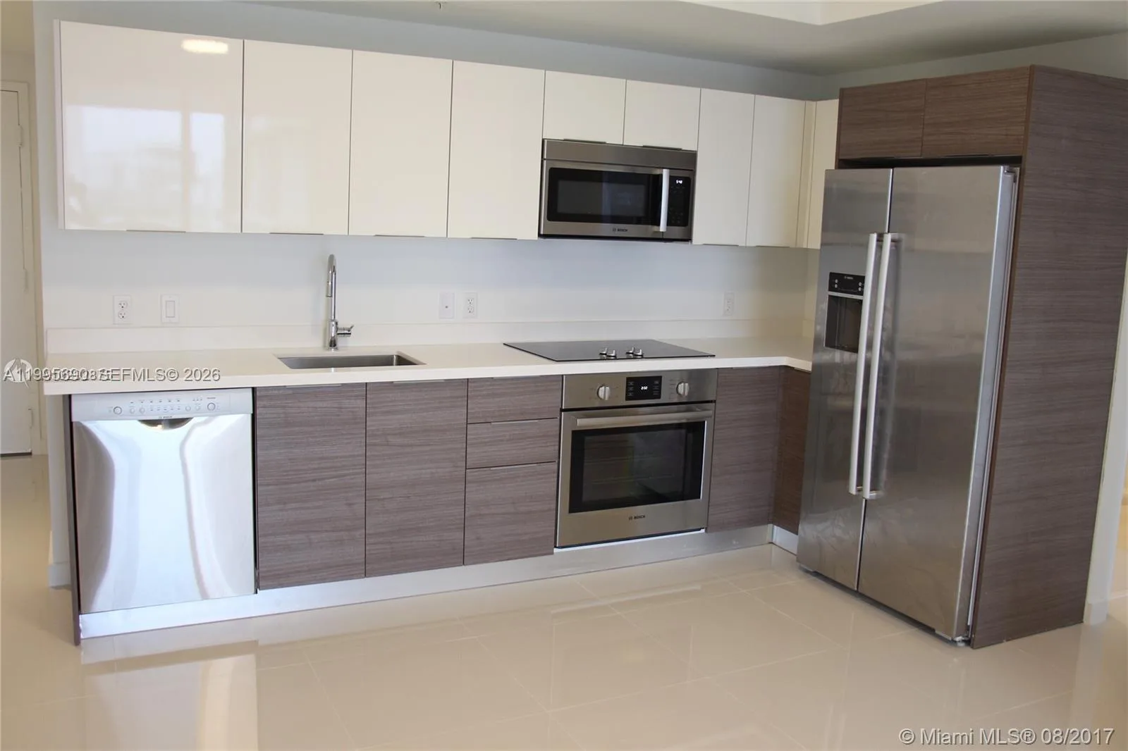 1010 SW 2nd Ave # 810, Miami, FL 33130 photo 5
