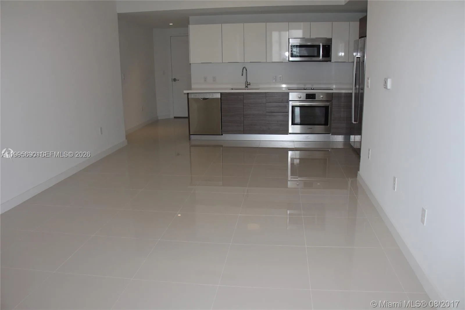 1010 SW 2nd Ave # 810, Miami, FL 33130 photo 8