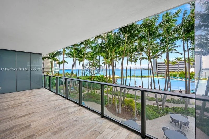 650 NE 32nd St # 602, Miami, FL 33137