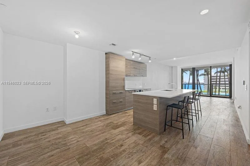 650 NE 32nd St # 602, Miami, FL 33137 photo 11