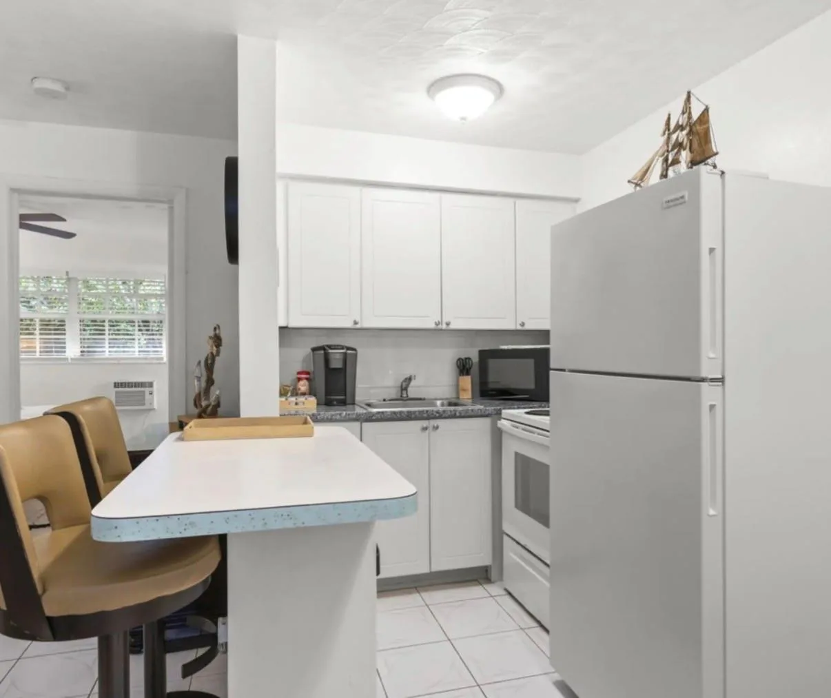 820 NE 16th Avenue # 4, Fort Lauderdale, FL 33304 photo 3