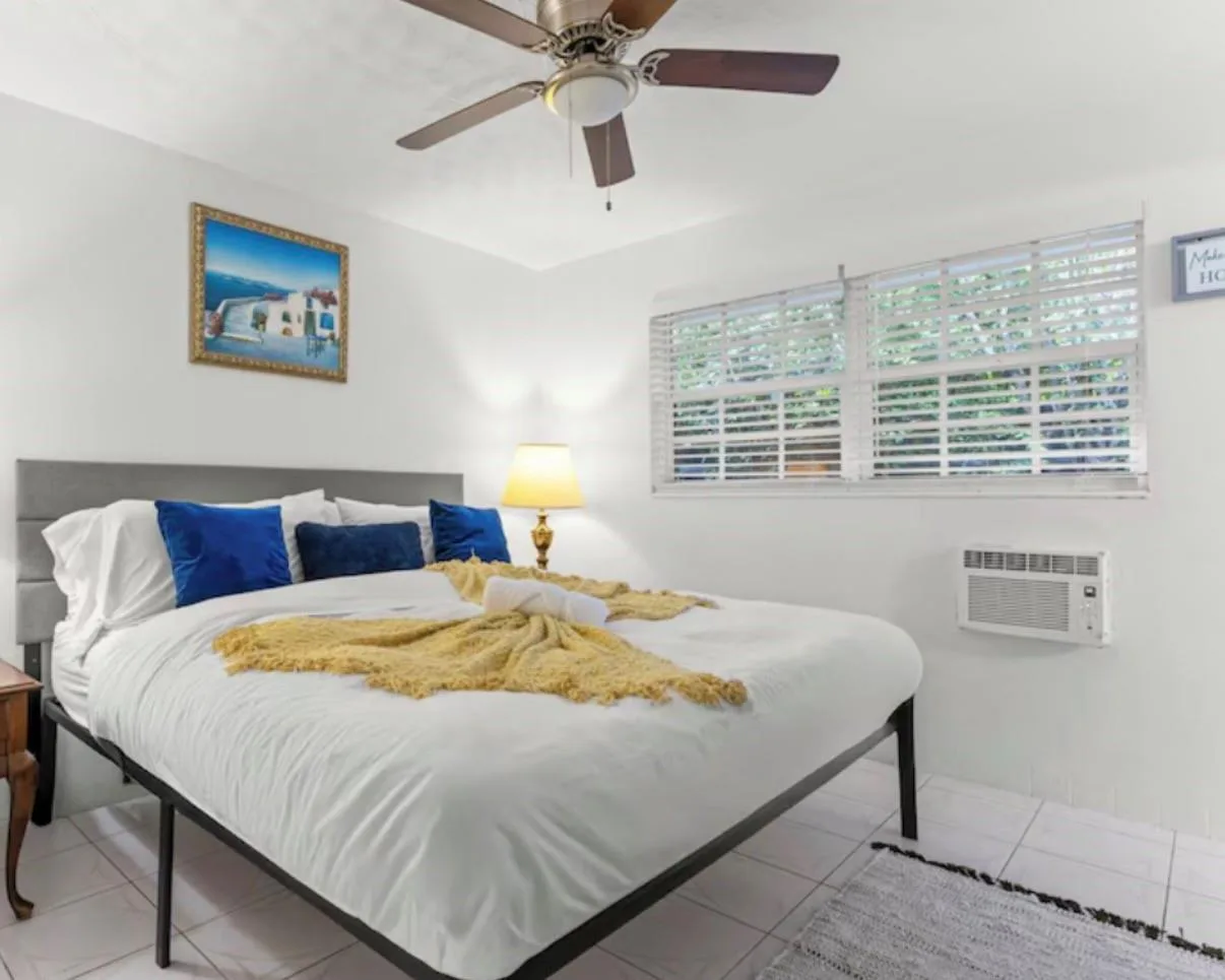 820 NE 16th Avenue # 4, Fort Lauderdale, FL 33304 photo 4